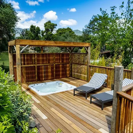 فيلة Arca Jacuzzi